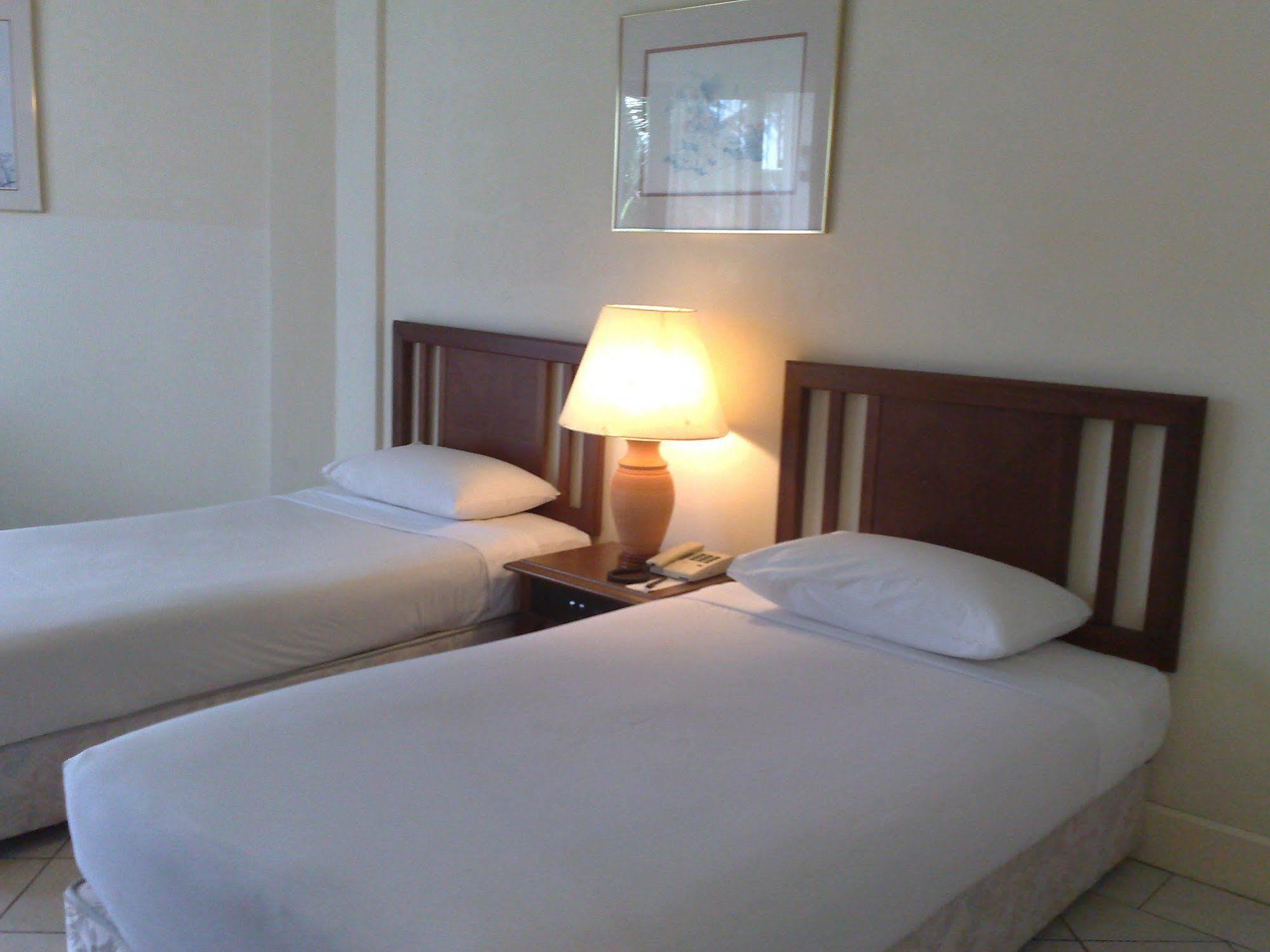 The Orient Star Resort Lumut Exterior foto